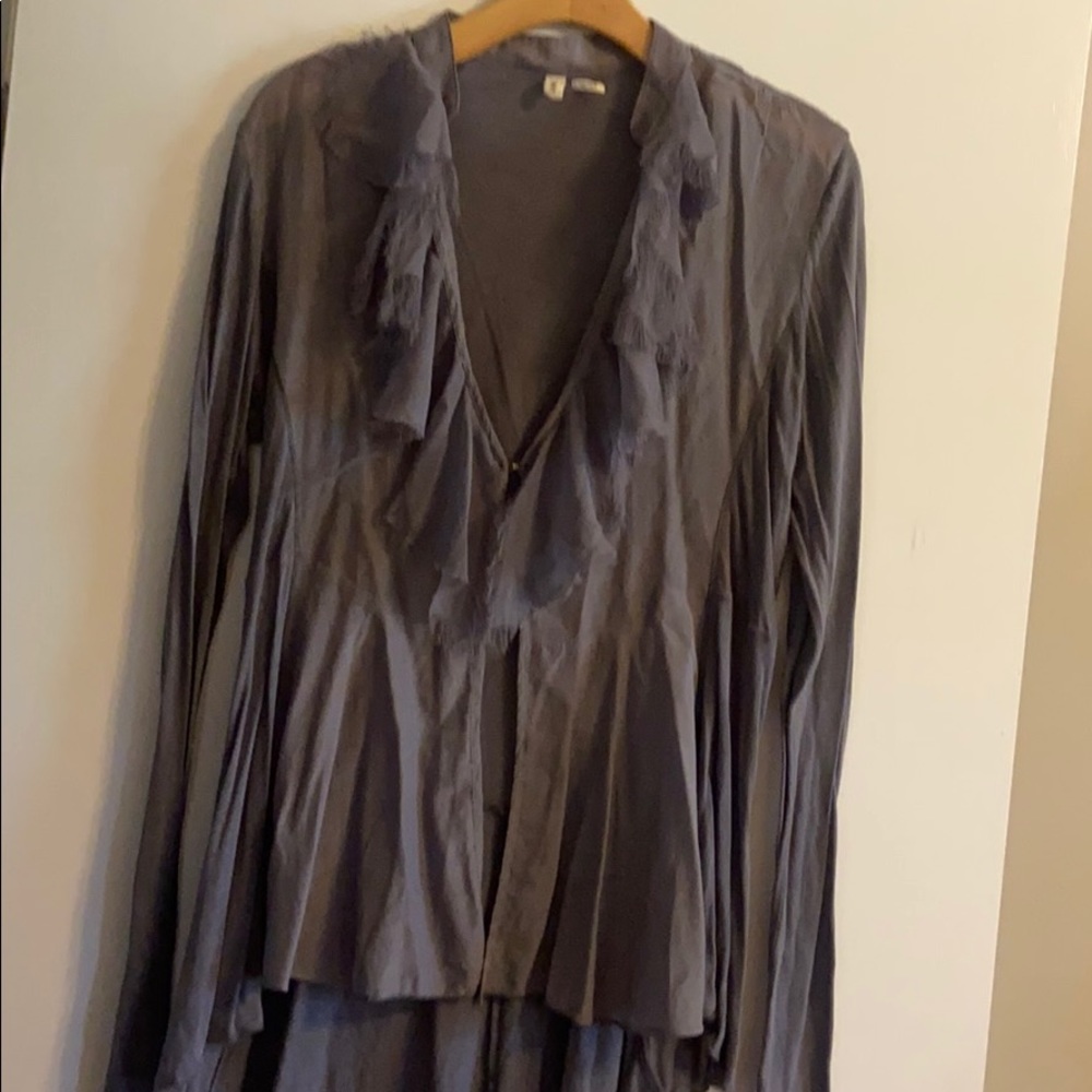 Gray long sleeve blouse